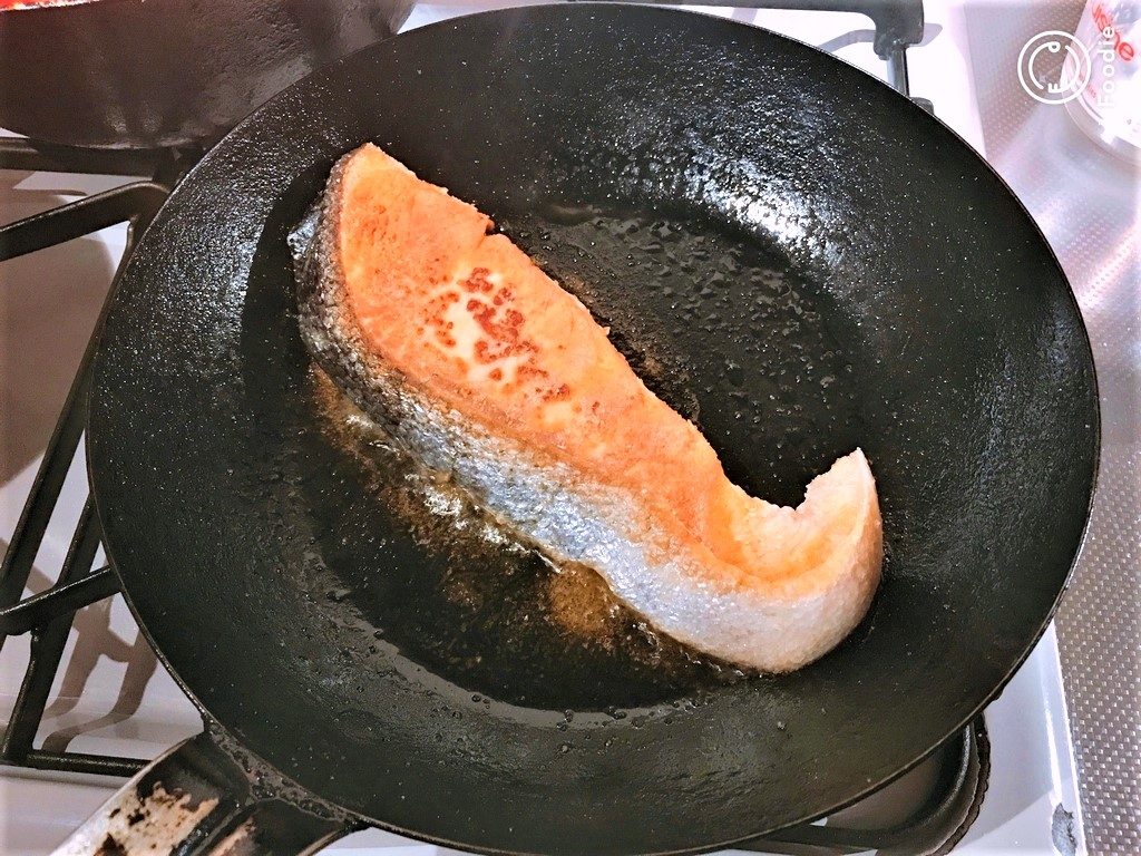 鮭 フライパン 冷凍 焼き 方
