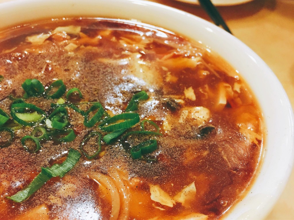 Hot and sour soup of din-rou-xiaokan_taipei-taiwan (10)