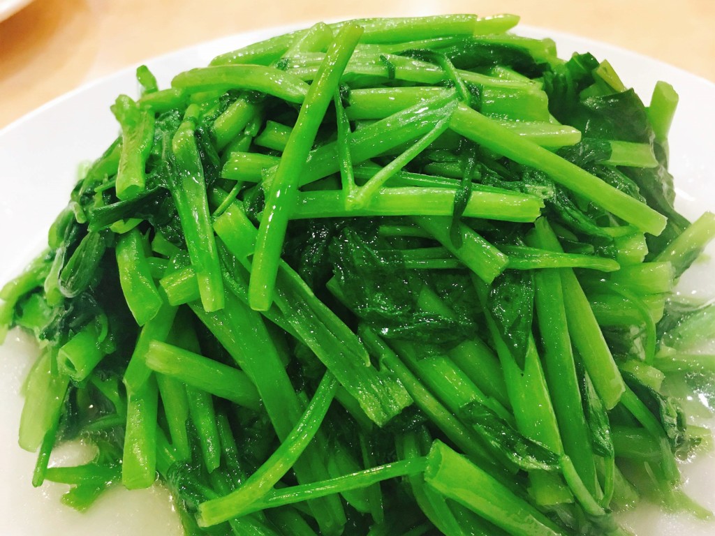 water spinach; Chinese spinach of din-rou-xiaokan_taipei-taiwan